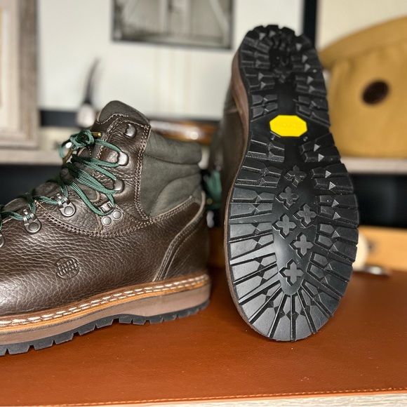 Hanwag Hiking Mid Cut Tashi Boot Made from Yak Leather in Chestnut 9.5D - Picture 5 of 6